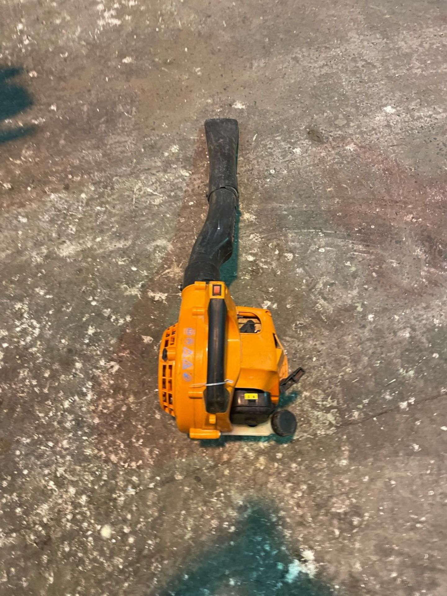 Parker leaf blower. Runs but could do with a service