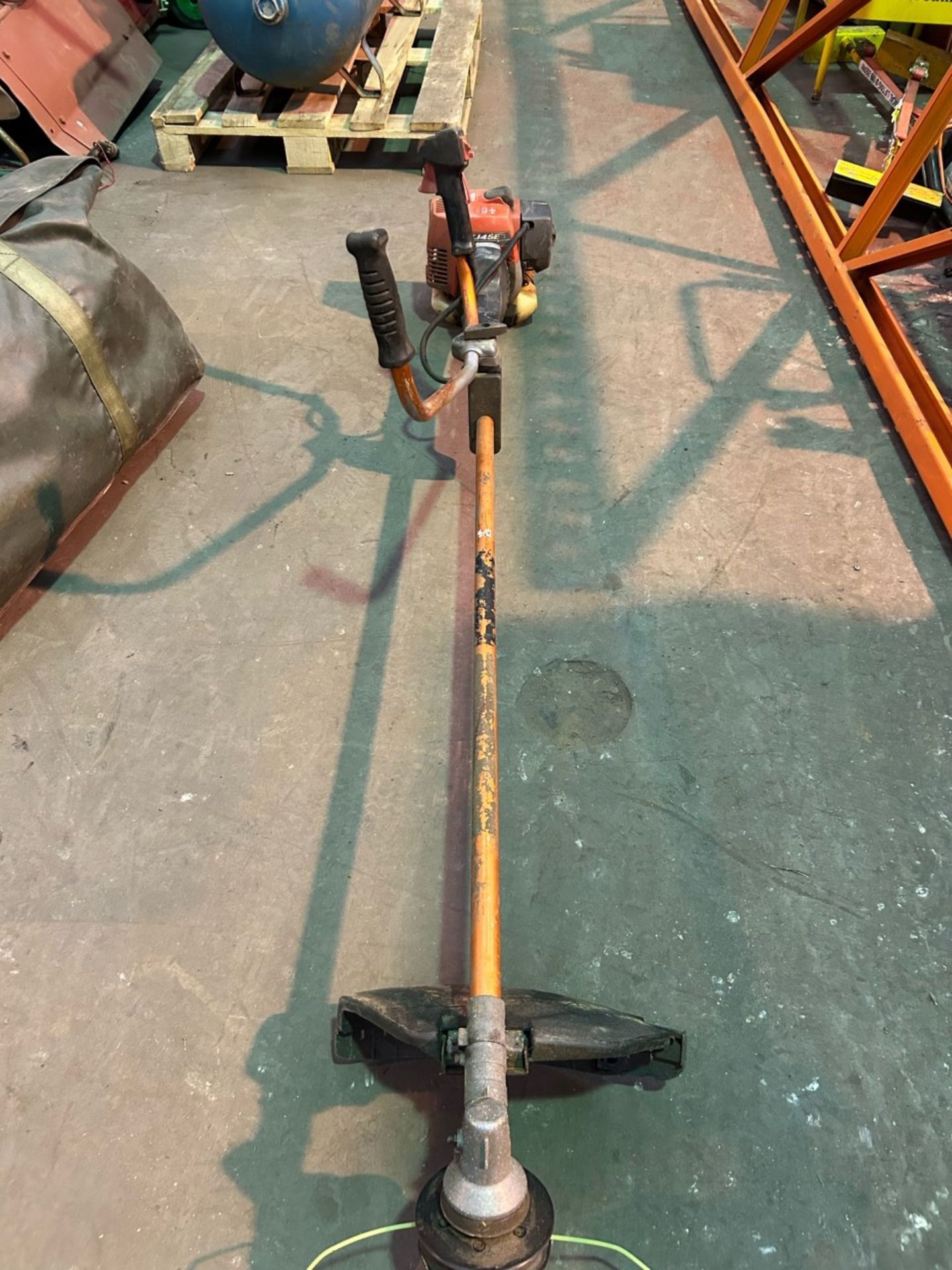 Kawasaki TJ45E strimmer selling as a non runner