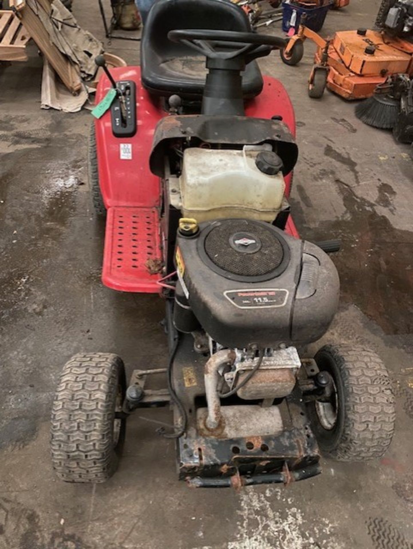 Ride on Mower Briggs & Stratton Engine