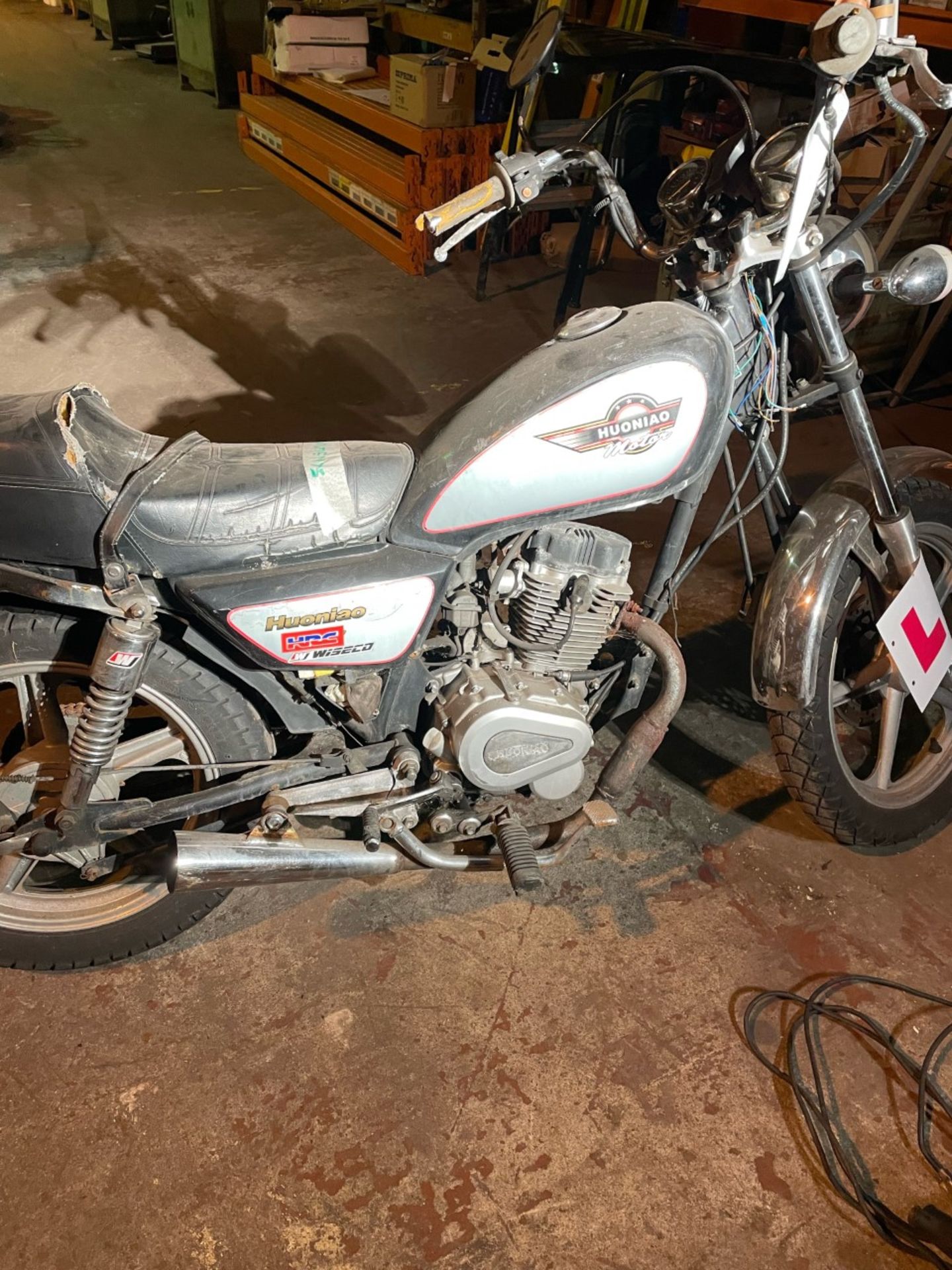 Huoniao HN125 motorcycle 2011 model. Selling as spares or repair. Bike can be a good project bike