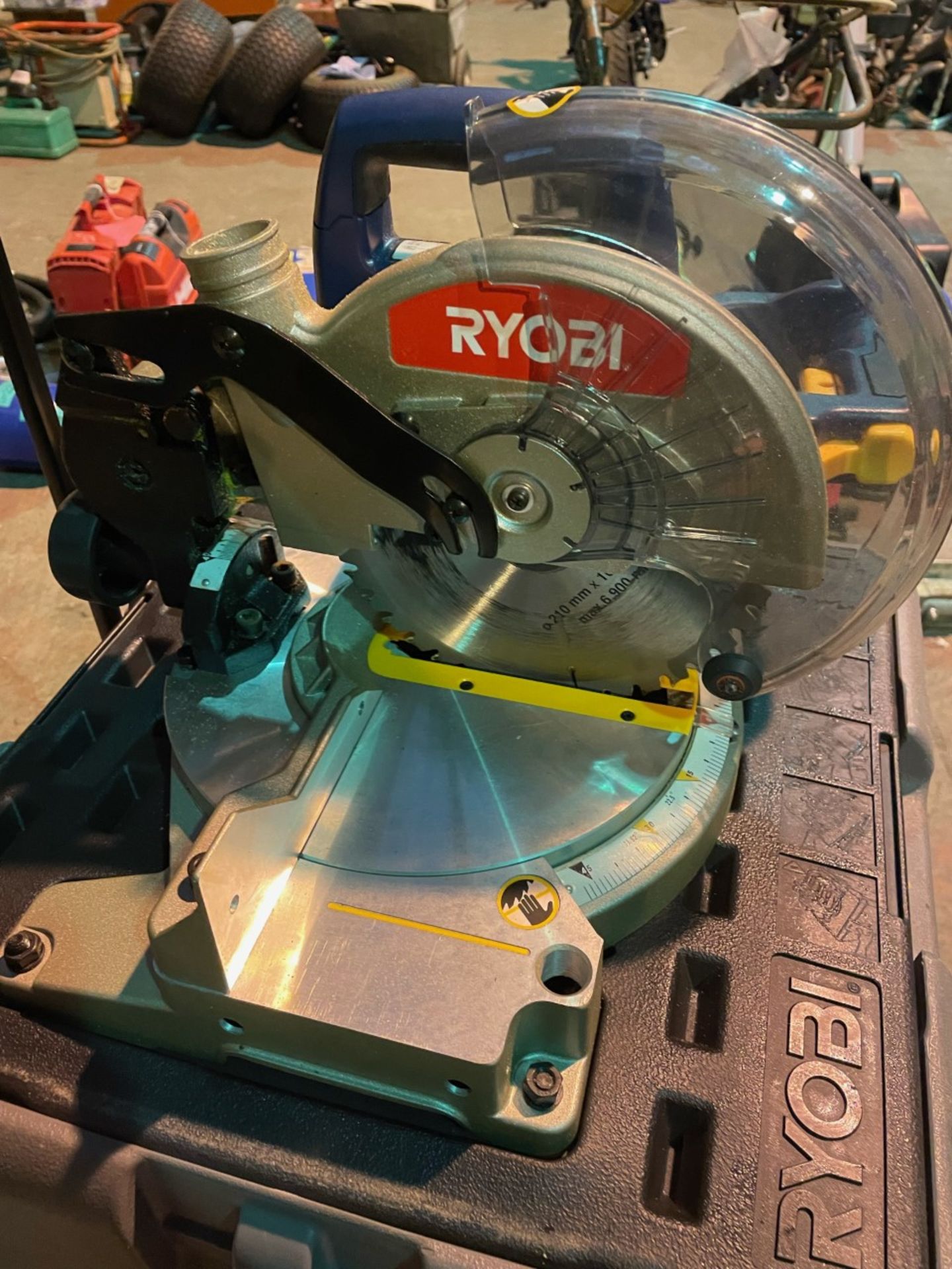 Ryobi 18v mitre saw on portable workstation. No batteries included. Saw is nearly new. - Image 2 of 2