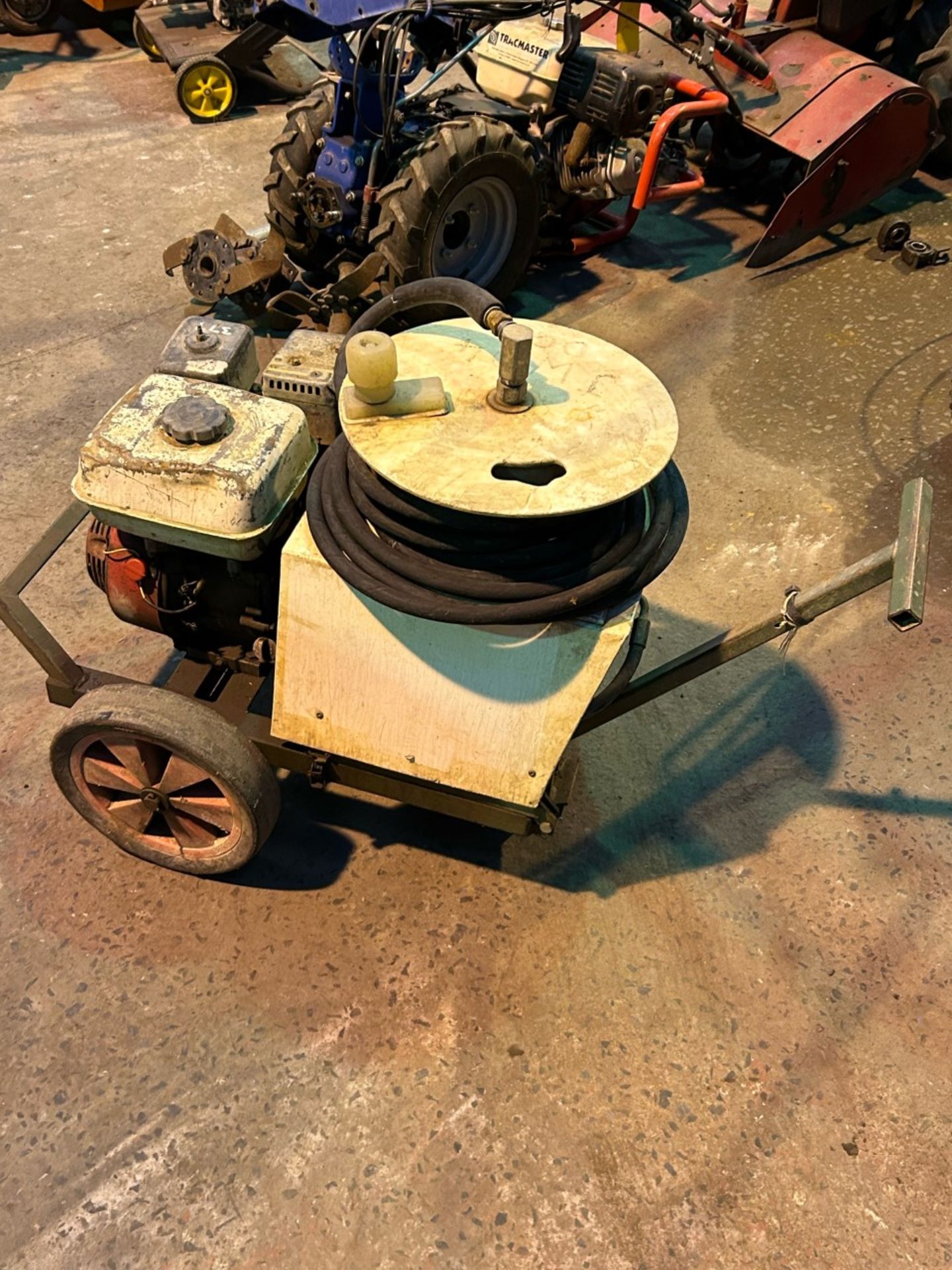 Jet wash petrol with a Honda gx 160 engine all together does as it should