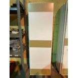 1 x new internal door G4H white wood grain 1981 x 610 x 35 mm