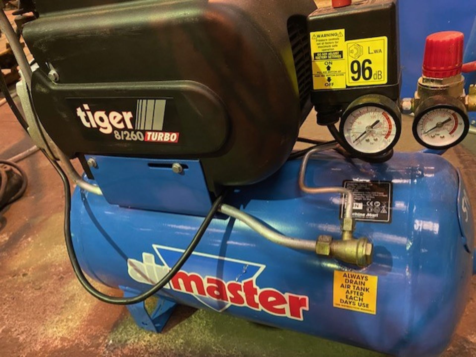 Airmaster Tiger Compressor - Image 4 of 4