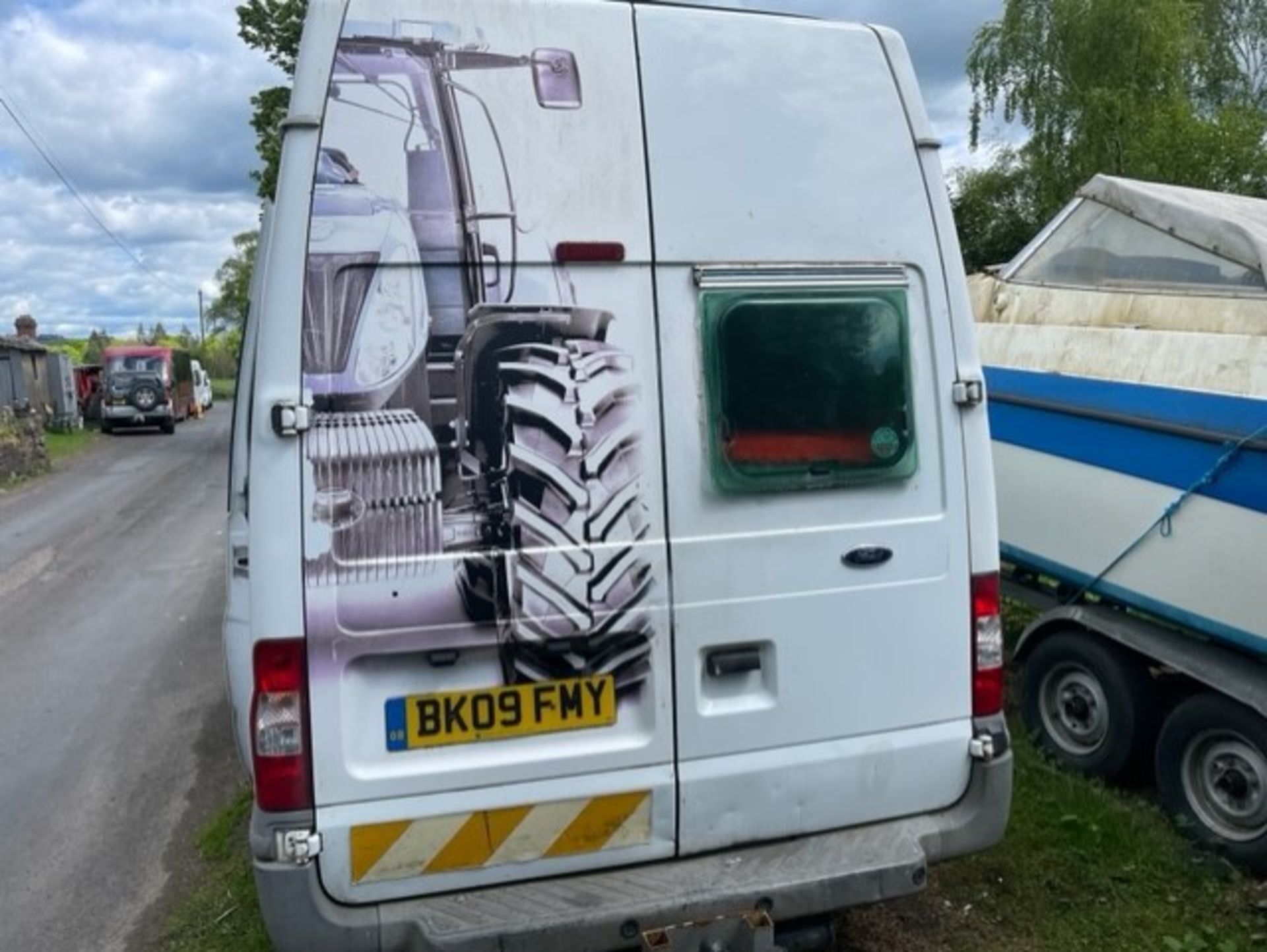 Transit van made into a camper old shape with a genuine 110k miles comes with stereo sound system - Image 9 of 9