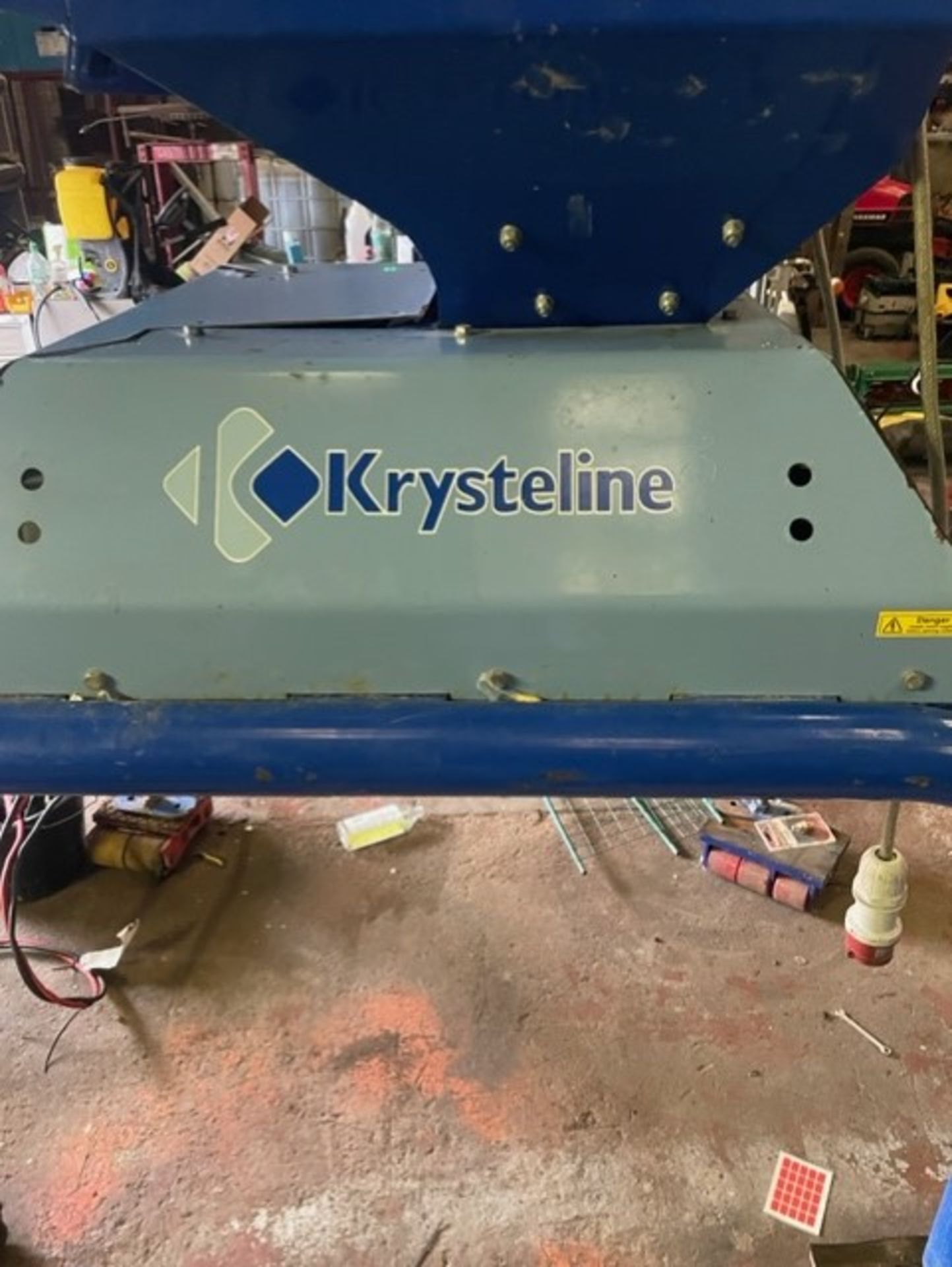 Krysteline glass crushing machine you throw bottles in shoot at top and they go through the - Image 4 of 6