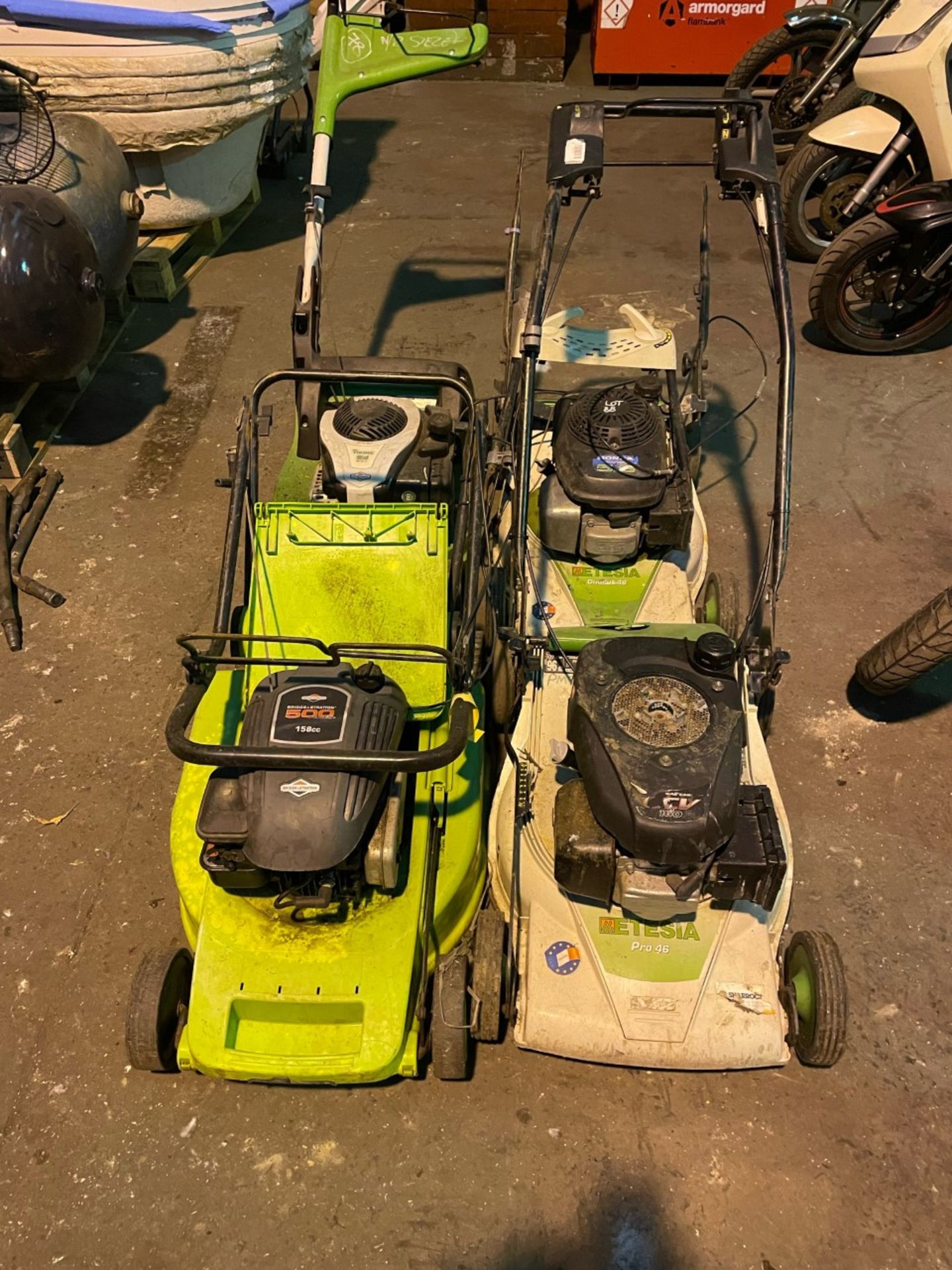 1 x Etesia Mower