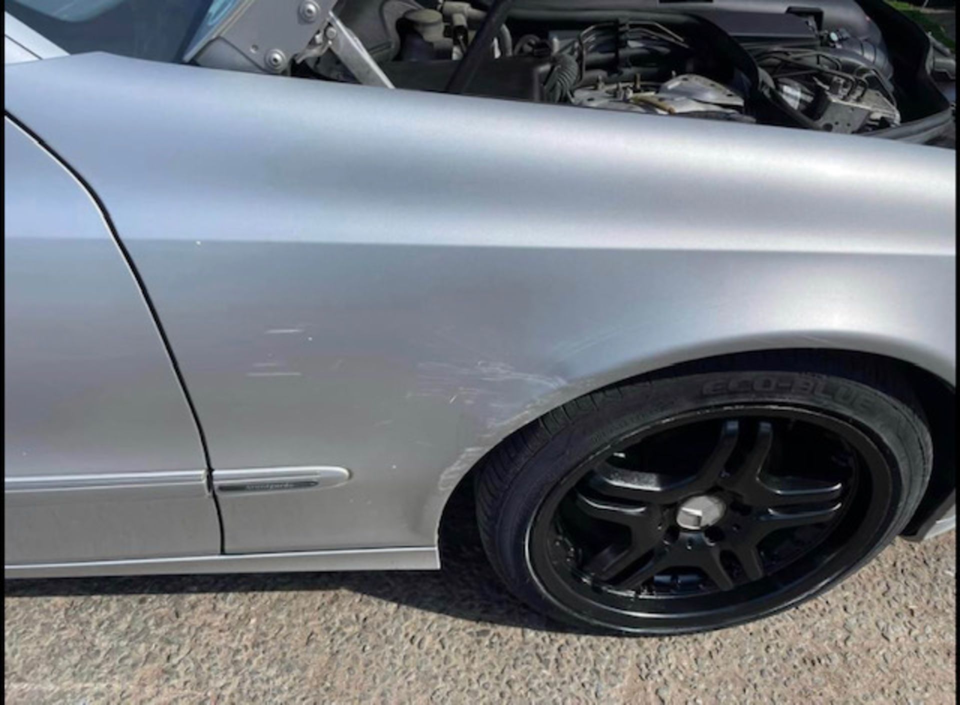 Mercedes E320 CDI 103k genuine miles , mot untill aug 23 as per pictures has scratches as shown in - Image 9 of 14