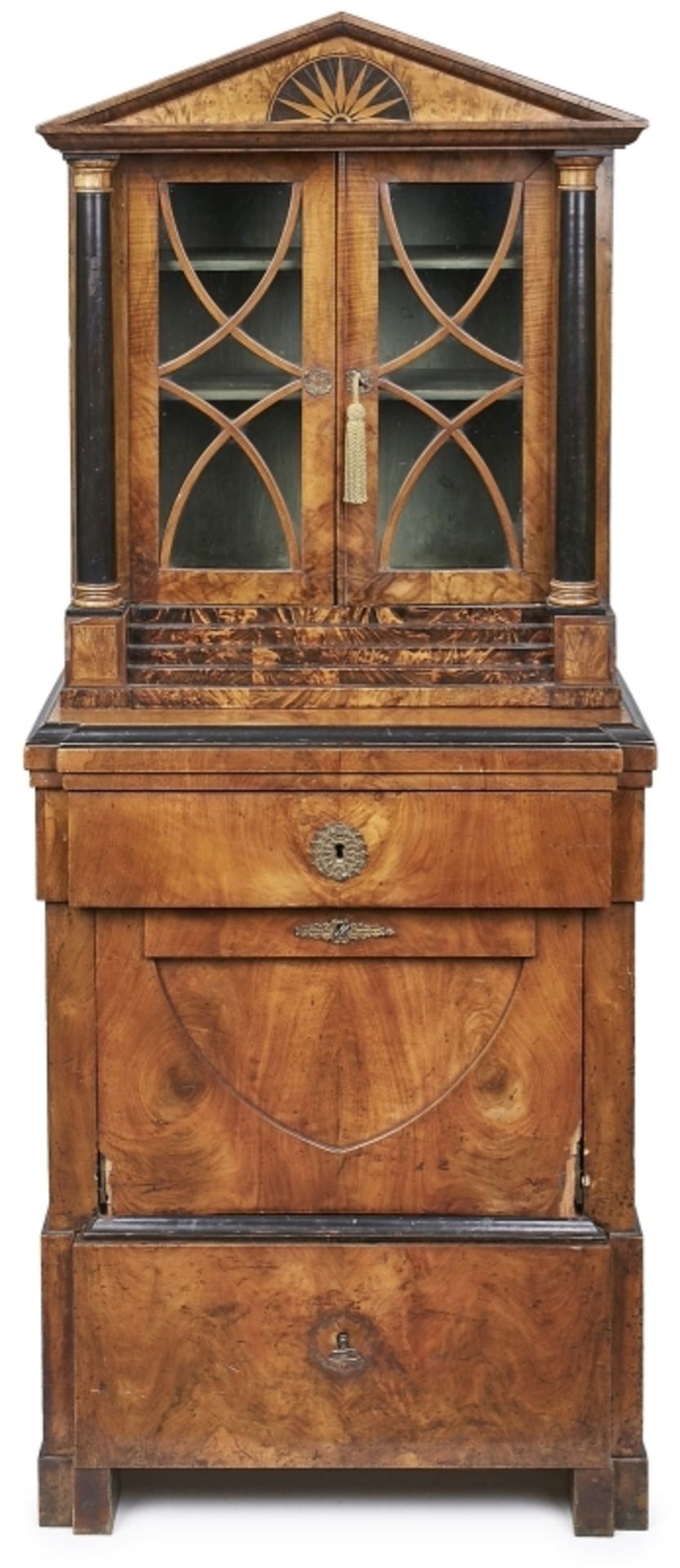 Kl. Biedermeier Kommode mit Vitrinenaufsatz, um 1820/25