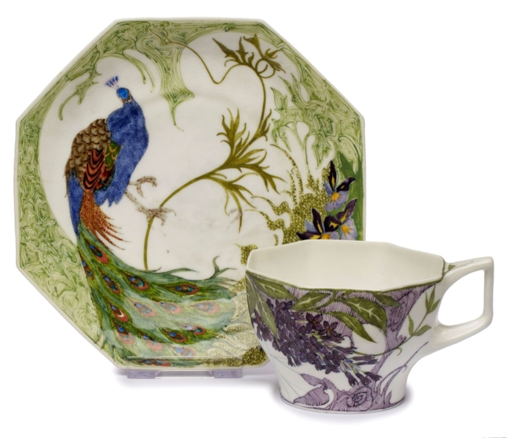 Tasse mit UT "Spinne und Pfau", Jugendstil, Rozenburg/ Den Haag um 1910.