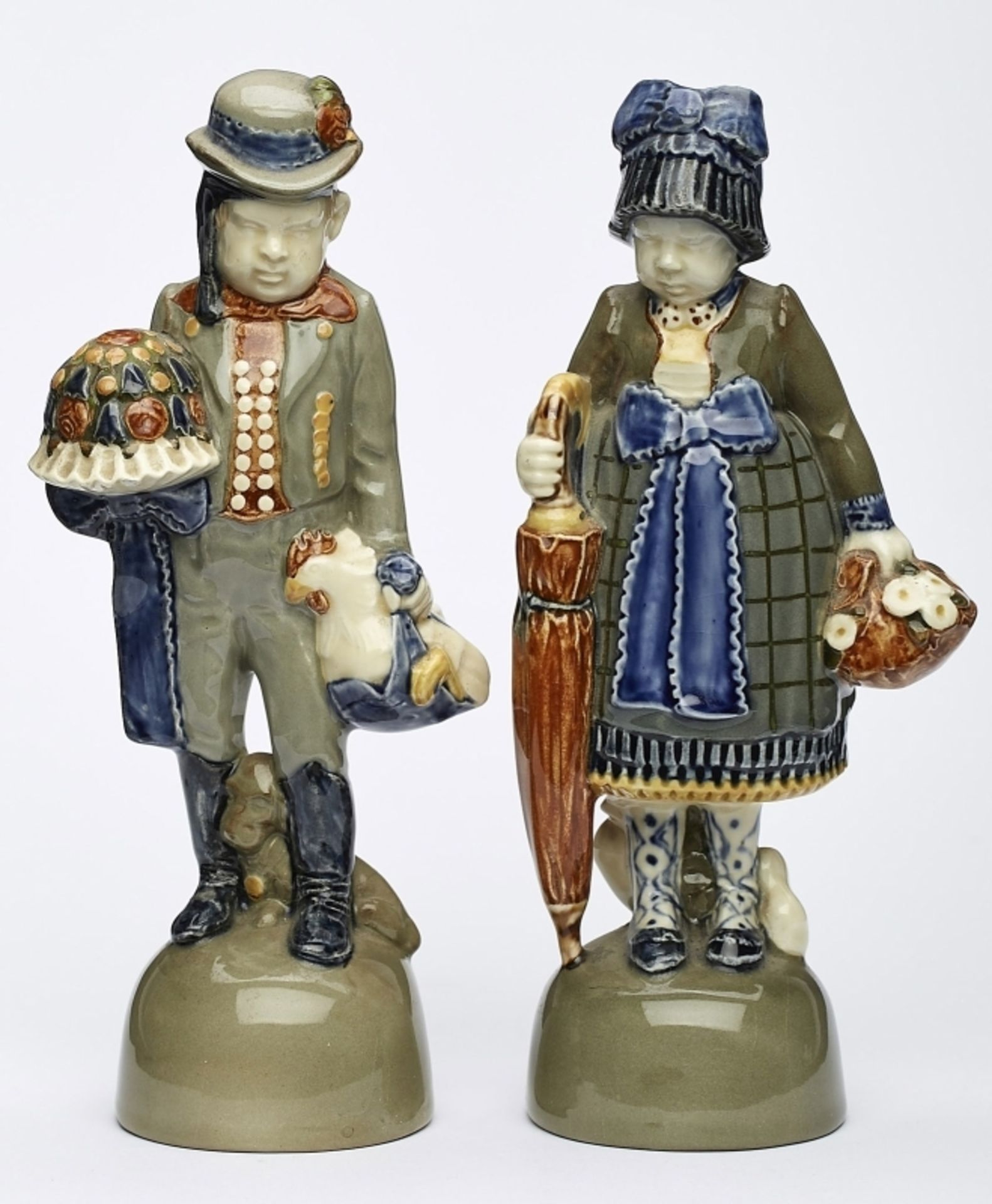 Paar Figuren in Tracht, Wächtersbach um 1910.