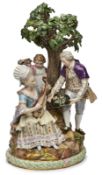 "Gitarrenspiel unterm Baum", Meissen um 1900.