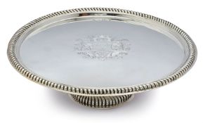 Tafelaufsatz/ Salver, London 1707.