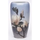 Vase "Magnolienzweig", Royal Copenhagen nach 1923.