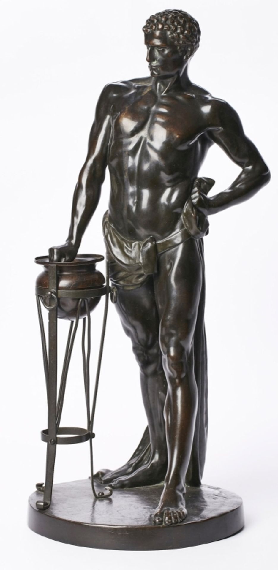 Gr. Bronze Wilhelm Kumm: "Gaius Mucius Scaevola", um 1900.