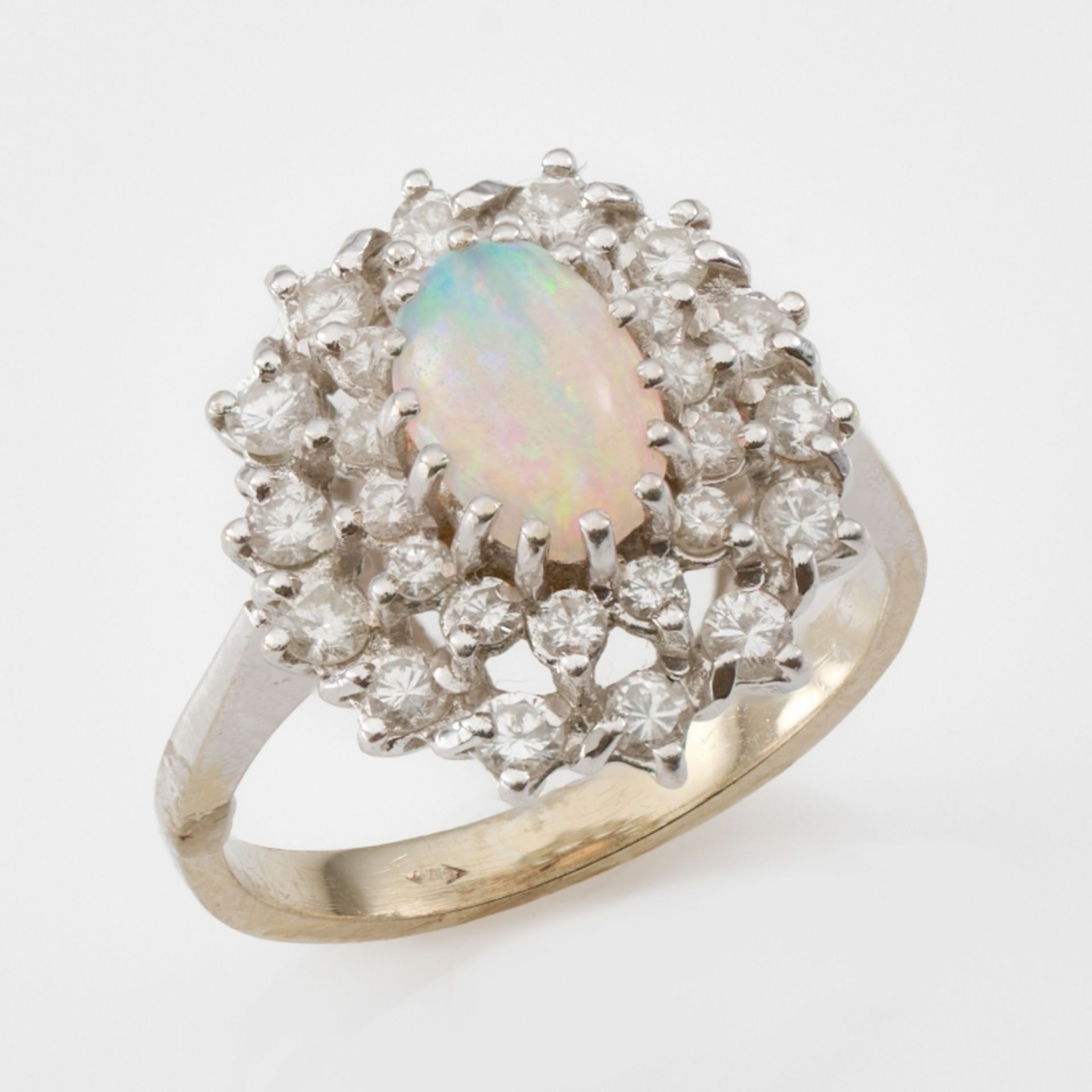 Kl. Opal-Brillant-Ring