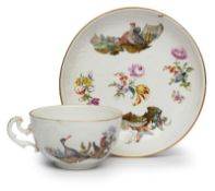 Tasse mit UT "Vögel", Meissen um 1750.