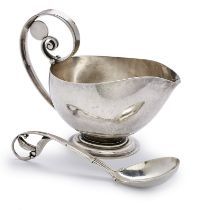 Saucière mit Löffel, Art Deco, Georg Jensen um 1930.