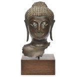 Buddha-Kopf, Thailand/ Siam, wohl Ayutthaya-Periode 17./ 18. Jh.