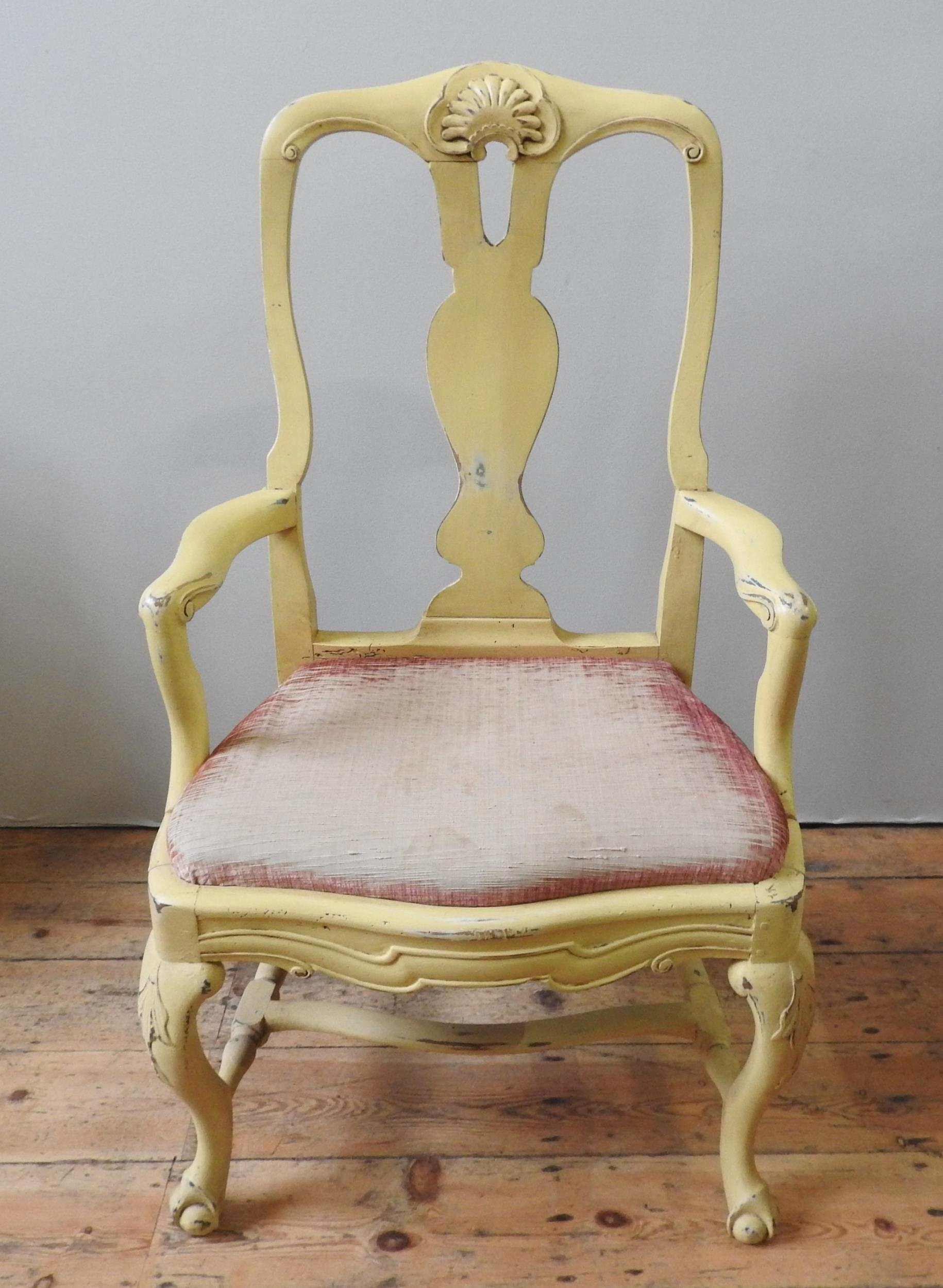 A QUEEN ANNE STYLE ELBOW CHAIR, with pierced vasiform splat and scroll arms, the cabriole legs - Image 2 of 3