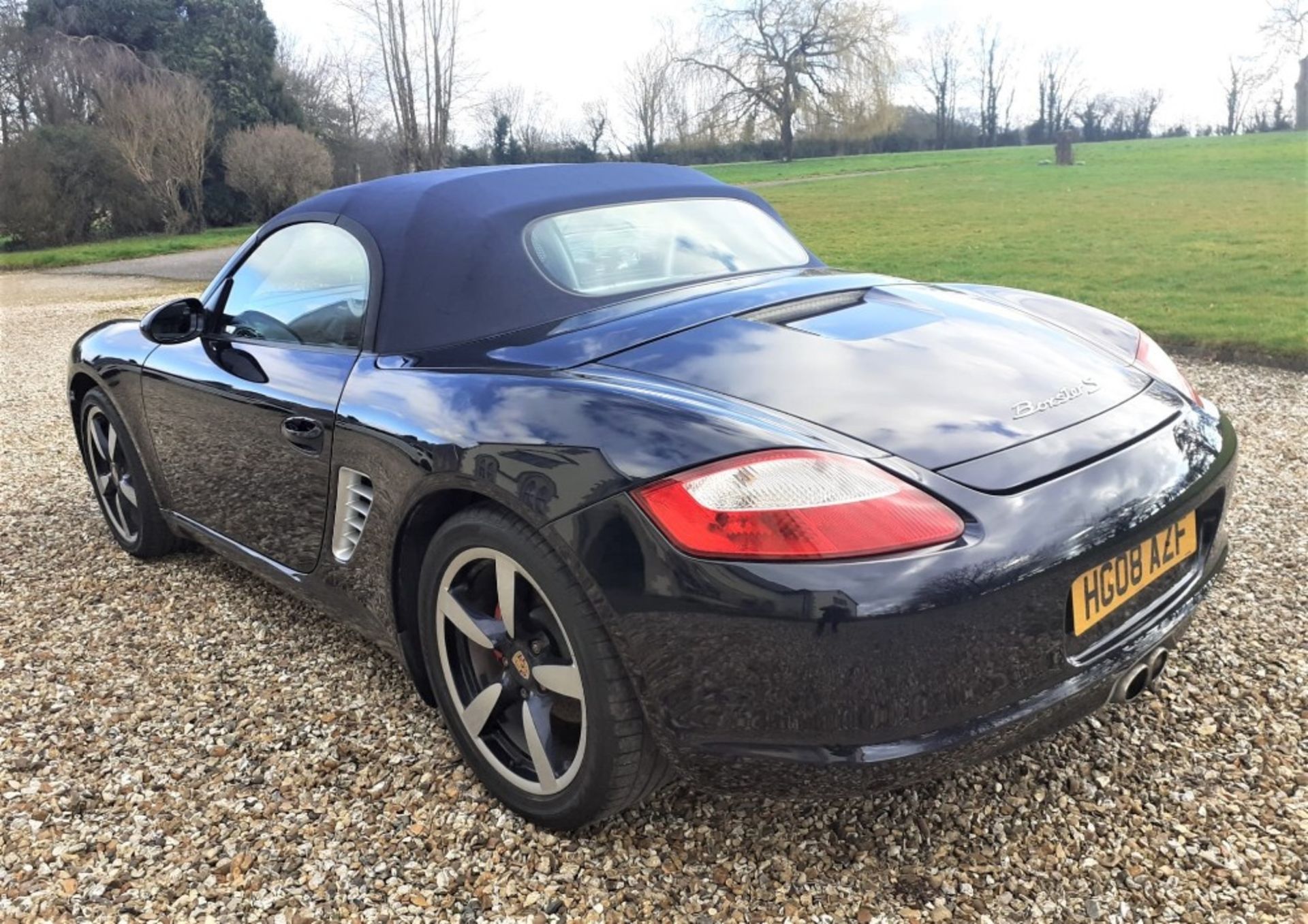 2008 PORSCHE BOXSTER 3.4 'S' Registration Number: HG08 AZF Chassis Number: WPOZZZ98Z8U721454 - Image 2 of 19