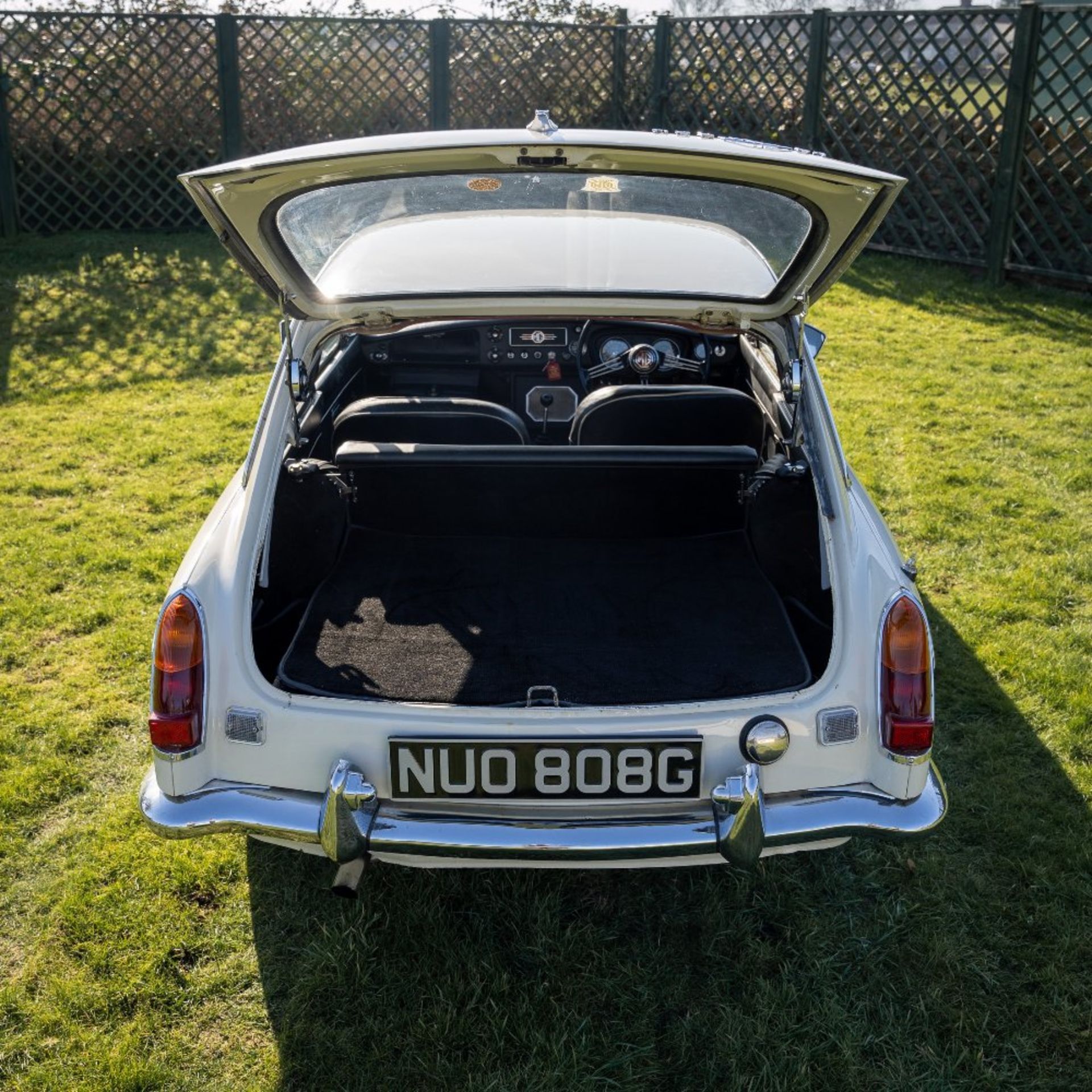 1968 MGC GT Registration Number: NUO808G Chassis Number: GCD114215 Recorded Mileage: 11,250 miles ( - Image 8 of 12