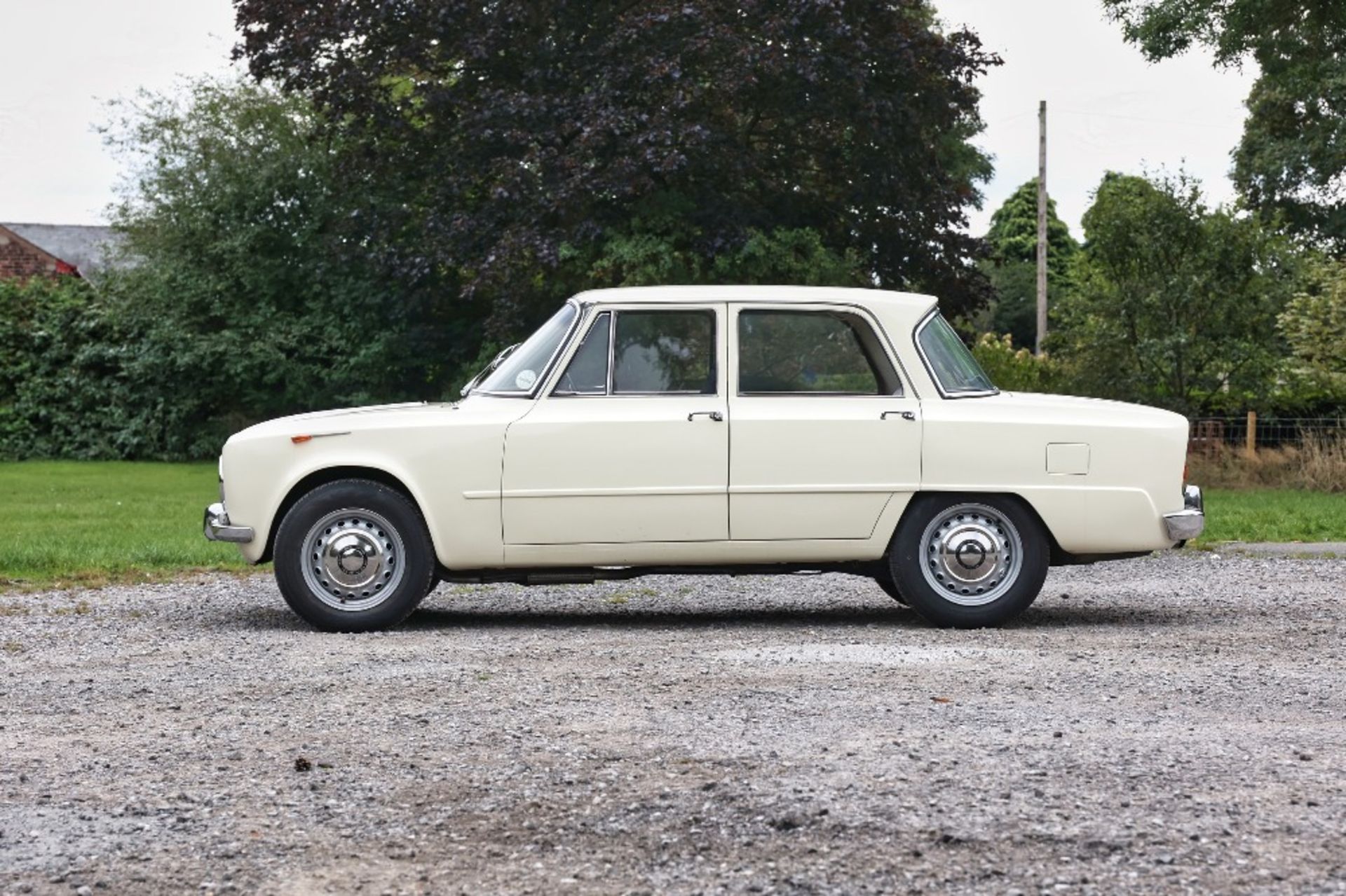 1963 ALFA-ROMEO GIULIA TI Registration Number: NWT 977A                  Chassis Number: AR725187 - Image 7 of 25