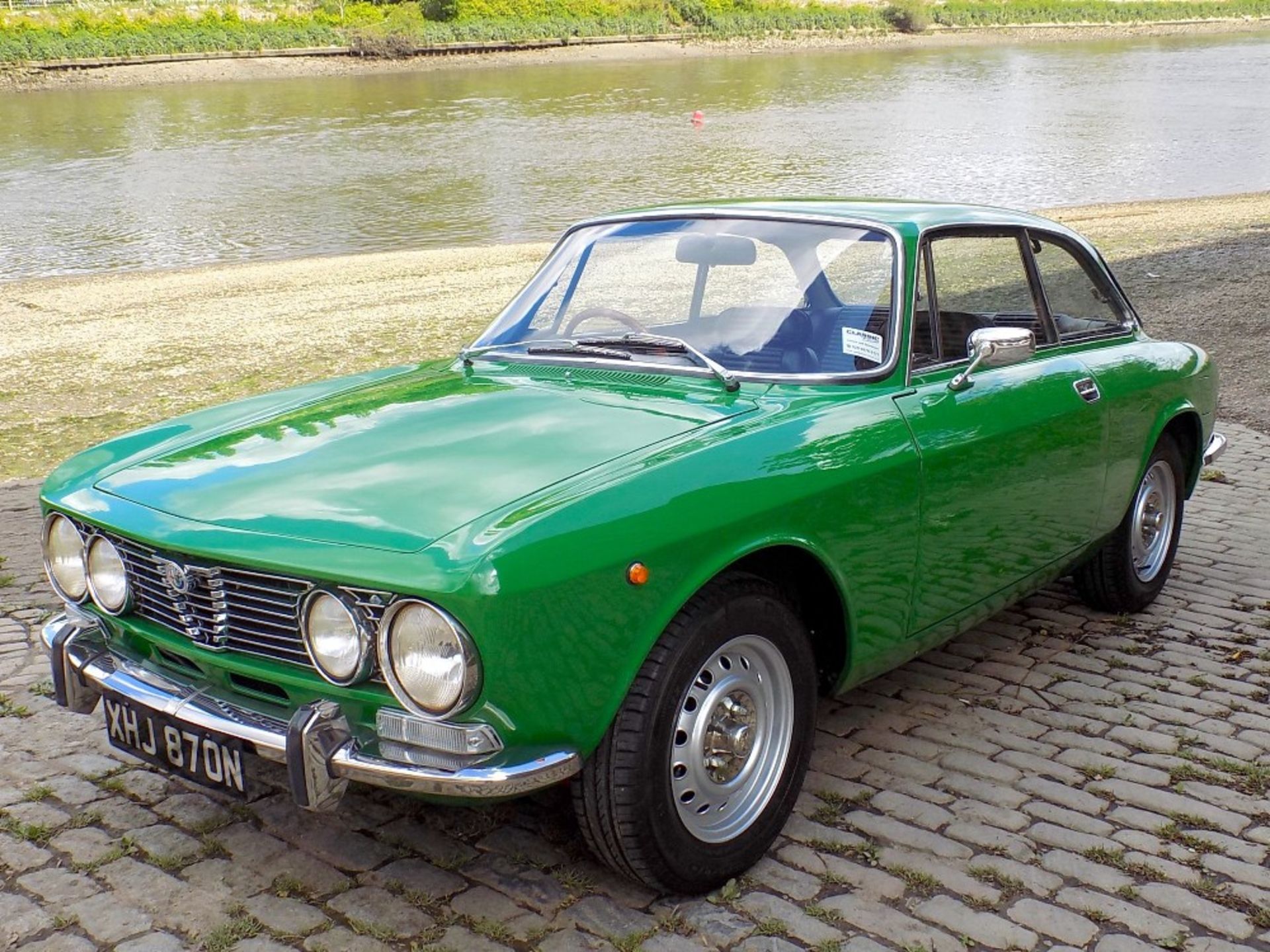 1975 ALFA-ROMEO 2000 GTV Registration Number: XHJ870N Chassis Number: AR.2417350 Recorded Mileage: - Image 2 of 40