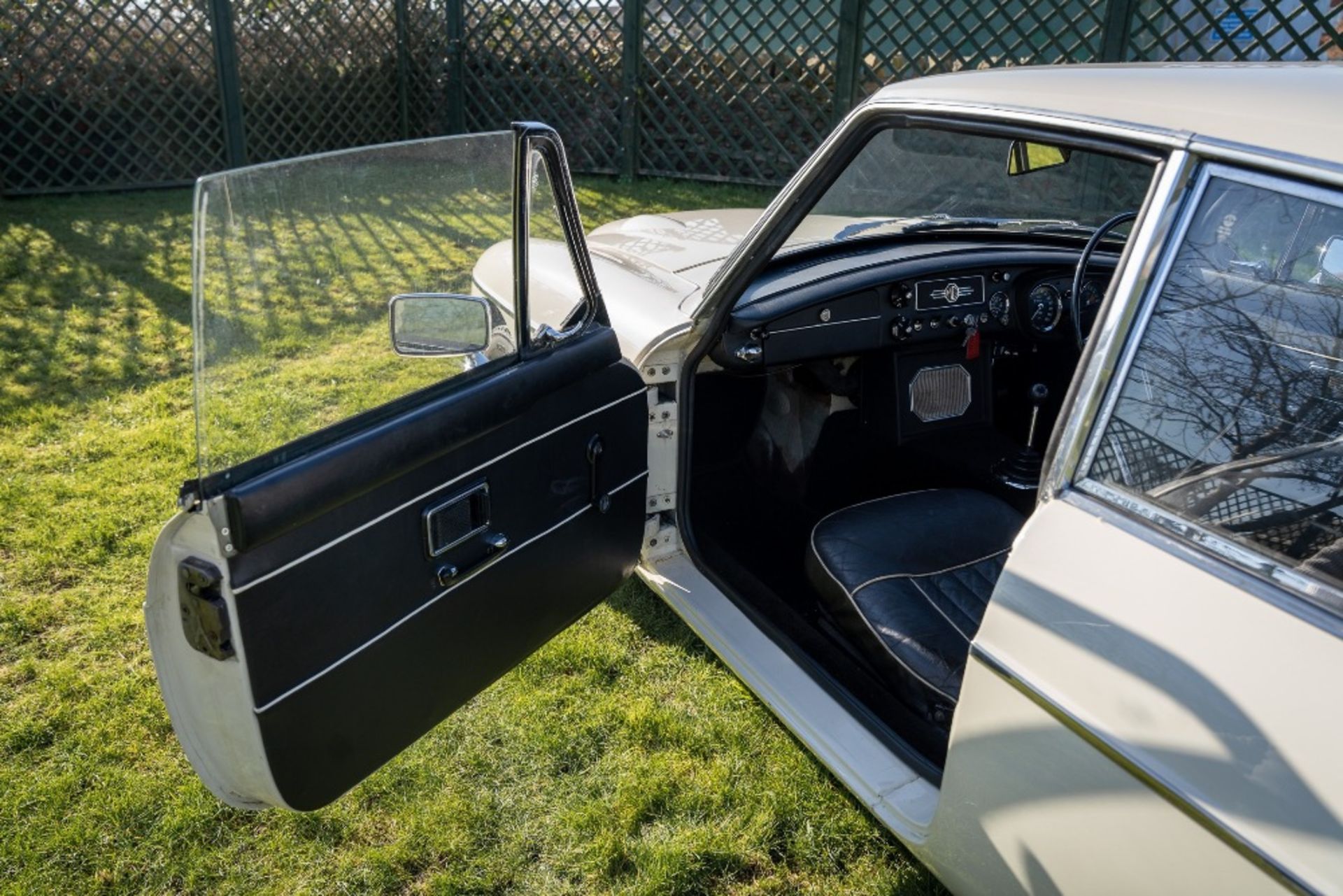 1968 MGC GT Registration Number: NUO808G Chassis Number: GCD114215 Recorded Mileage: 11,250 miles ( - Image 10 of 12