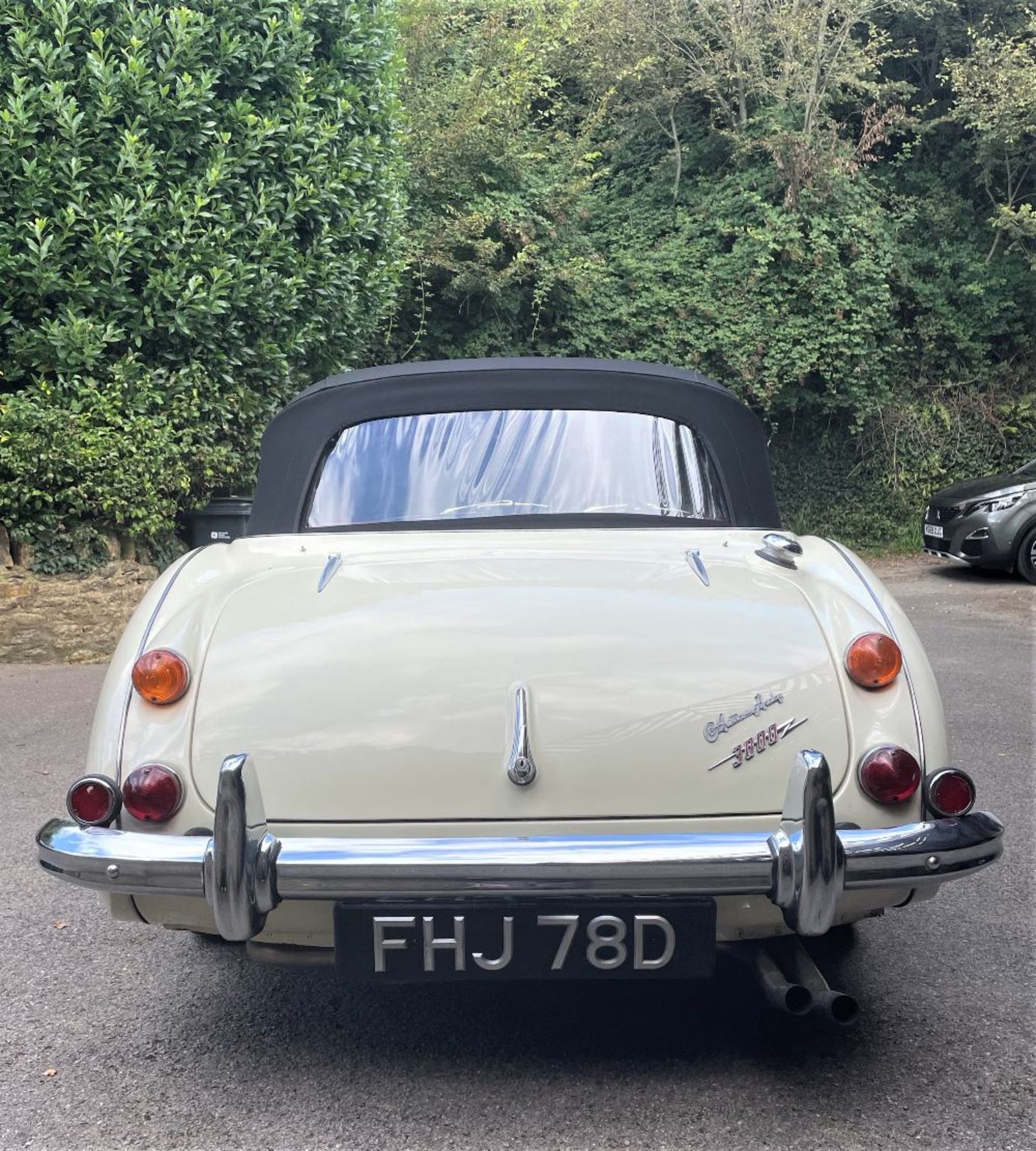 1966 AUSTIN-HEALEY 3000 MARK III Registration Number: FHJ 78D  Chassis Number: H-BJ8/34969 - Image 7 of 10