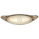 AN ELEGANT GEORGE III SILVER PEN /SNUFFER TRAY, oval form with fluted edge, engraved cartouche