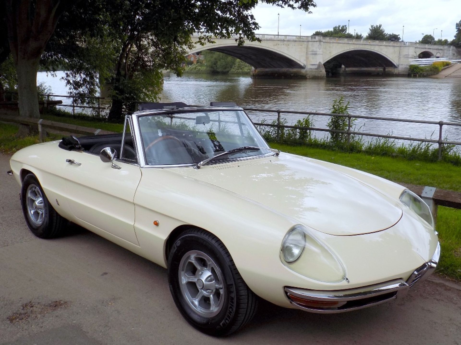 1968 ALFA-ROMEO 1750 'DUETTO' SPIDER VELOCE Registration Number: PFJ 416G Chassis Number: AR1470099