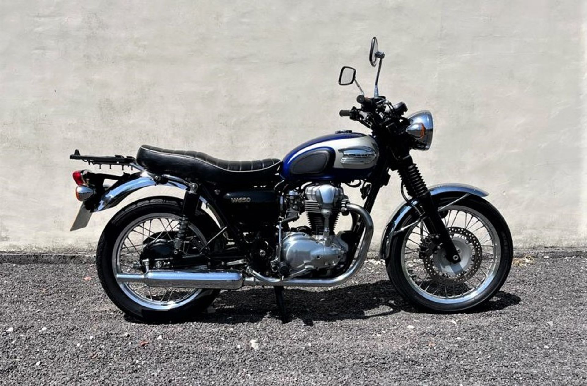 2004 KAWASAKI W650  Registration Number: OU54 BPK Frame Number: TBA Recorded Mileage: c.18,000 miles - Image 2 of 5