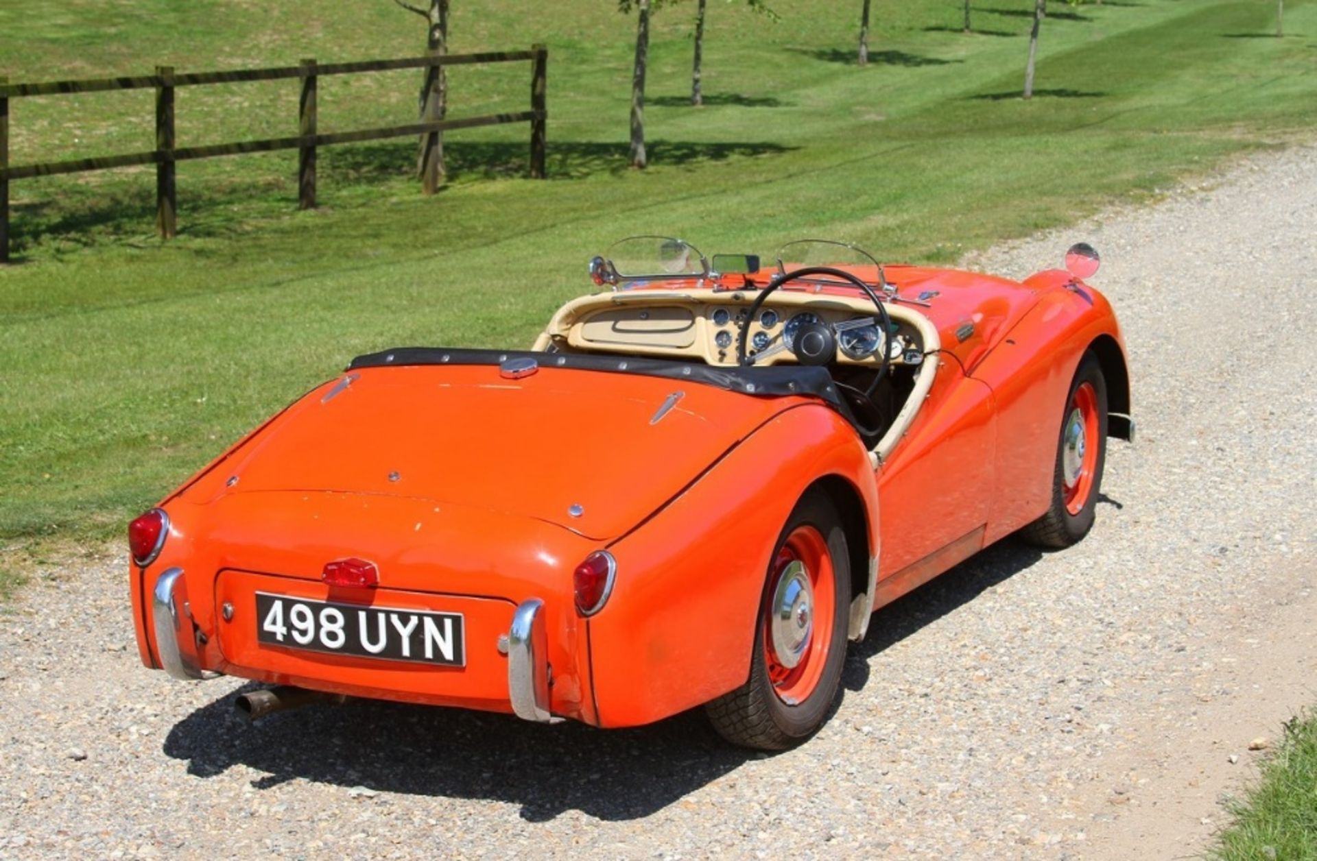 1955 TRIUMPH TR2 Registration Number: 498 UYN Chassis Number: TS/6692-O  Recorded Mileage: c.75, - Bild 2 aus 8