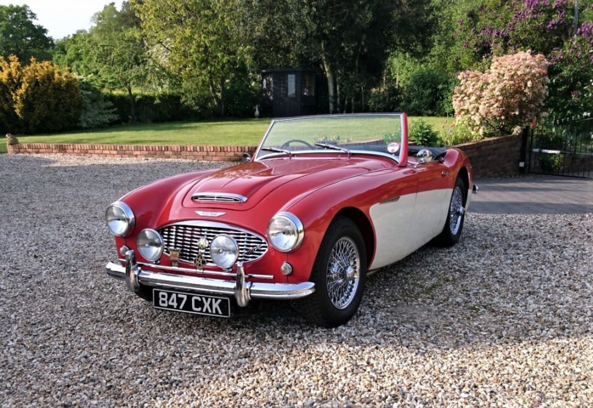 1958 AUSTIN-HEALEY 100/6 Registration Number: 847 CXK Chassis Number: BN6/2341 Recorded Mileage: - Image 2 of 18