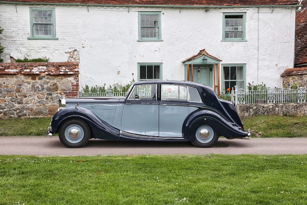 1950 BENTLEY MARK VI SIX LIGHT SALOON BY FREESTONE AND WEBB Registration Number: GRY 560 Chassis - Image 5 of 34