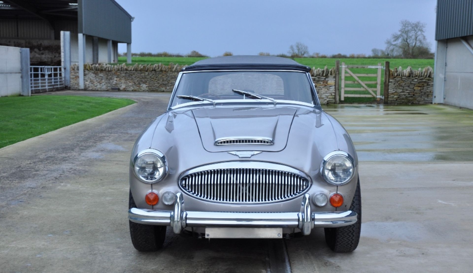 1967 AUSTIN-HEALEY 3000 MARK III (BJ8)  Registration Number: LJU 720E Chassis Number: HBJ8/41662 - Bild 3 aus 31