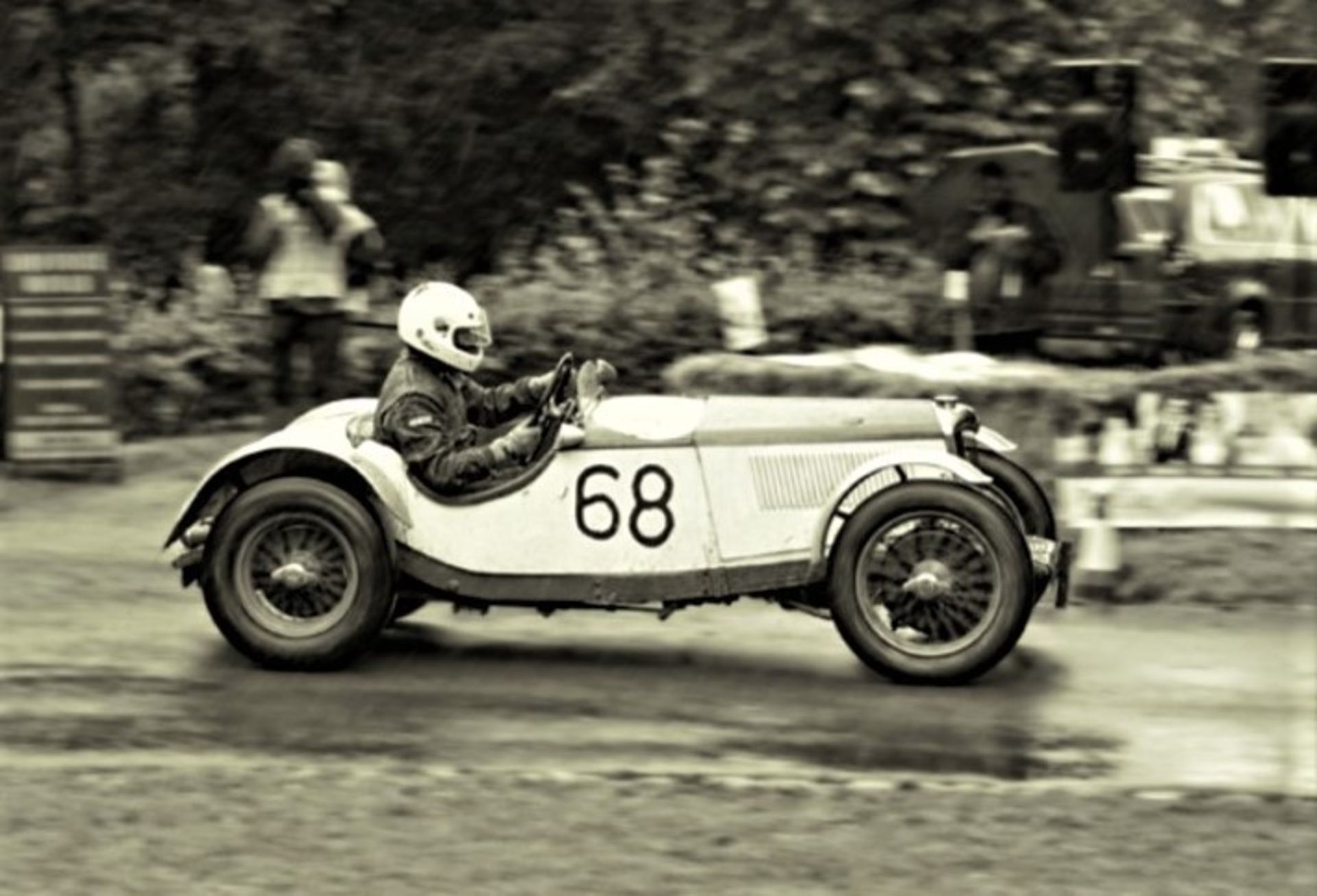 1934 RILEY 12/4 ‘WAGTAIL’ SPECIAL Registration Number: AXP 392 Chassis Number: 6223880 Recorded - Image 4 of 11