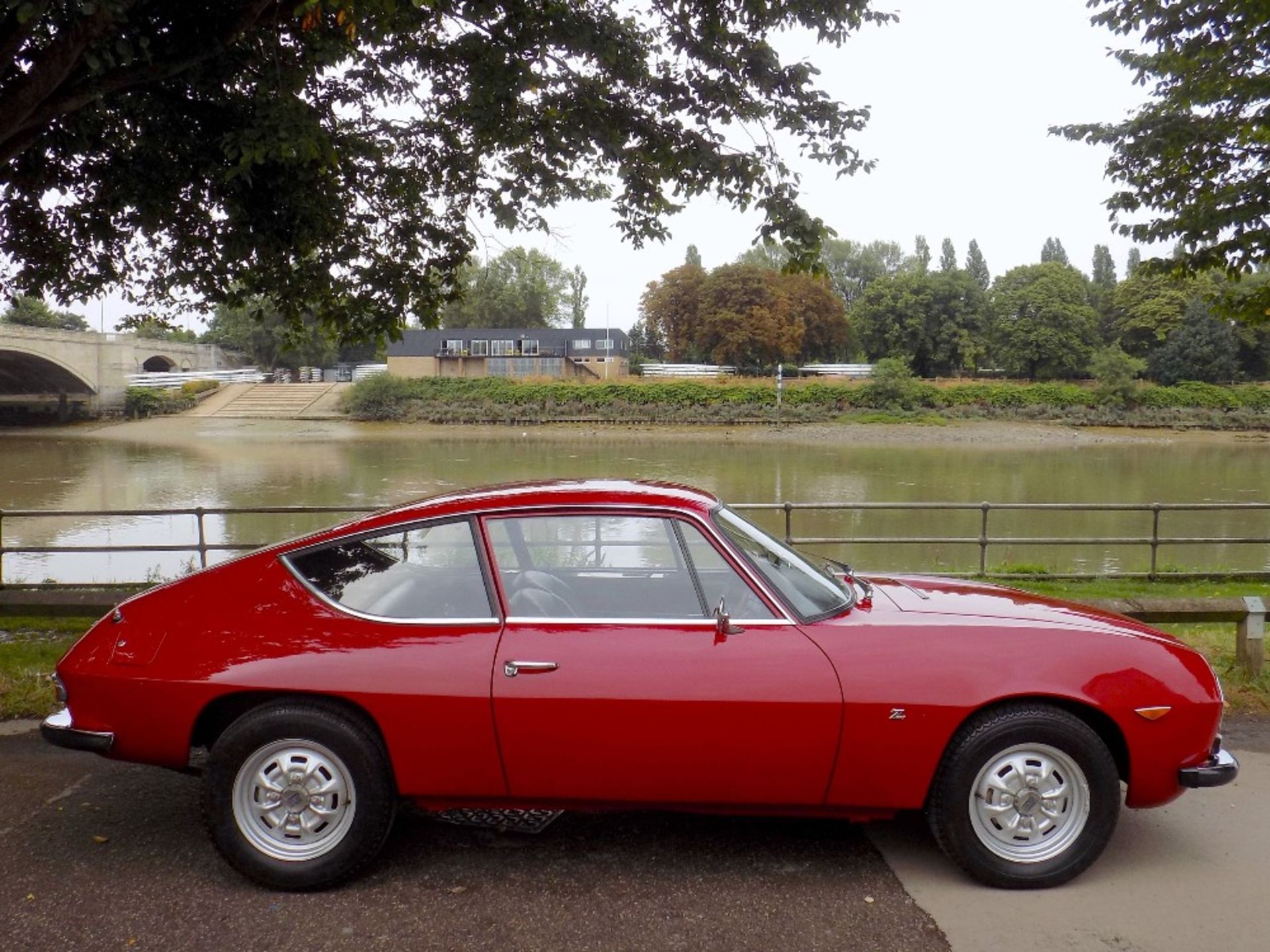 1972 LANCIA FULVIA SERIES II SPORT ZAGATO Registration Number: KKX 463L Chassis Number: 818.651.3066 - Image 7 of 28