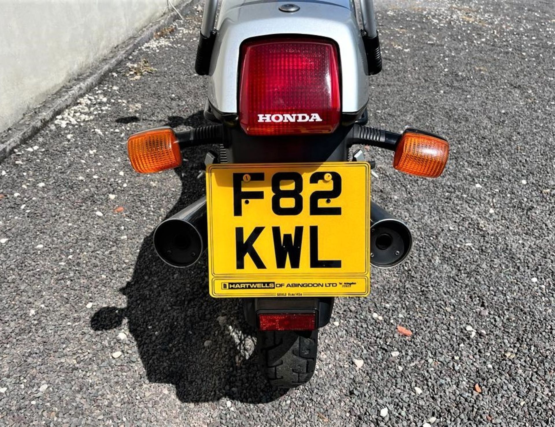 1989 HONDA XBR500  Registration Number: F82 KWL Frame Number: TBA Recorded Mileage: c.28,000 miles - - Image 4 of 4