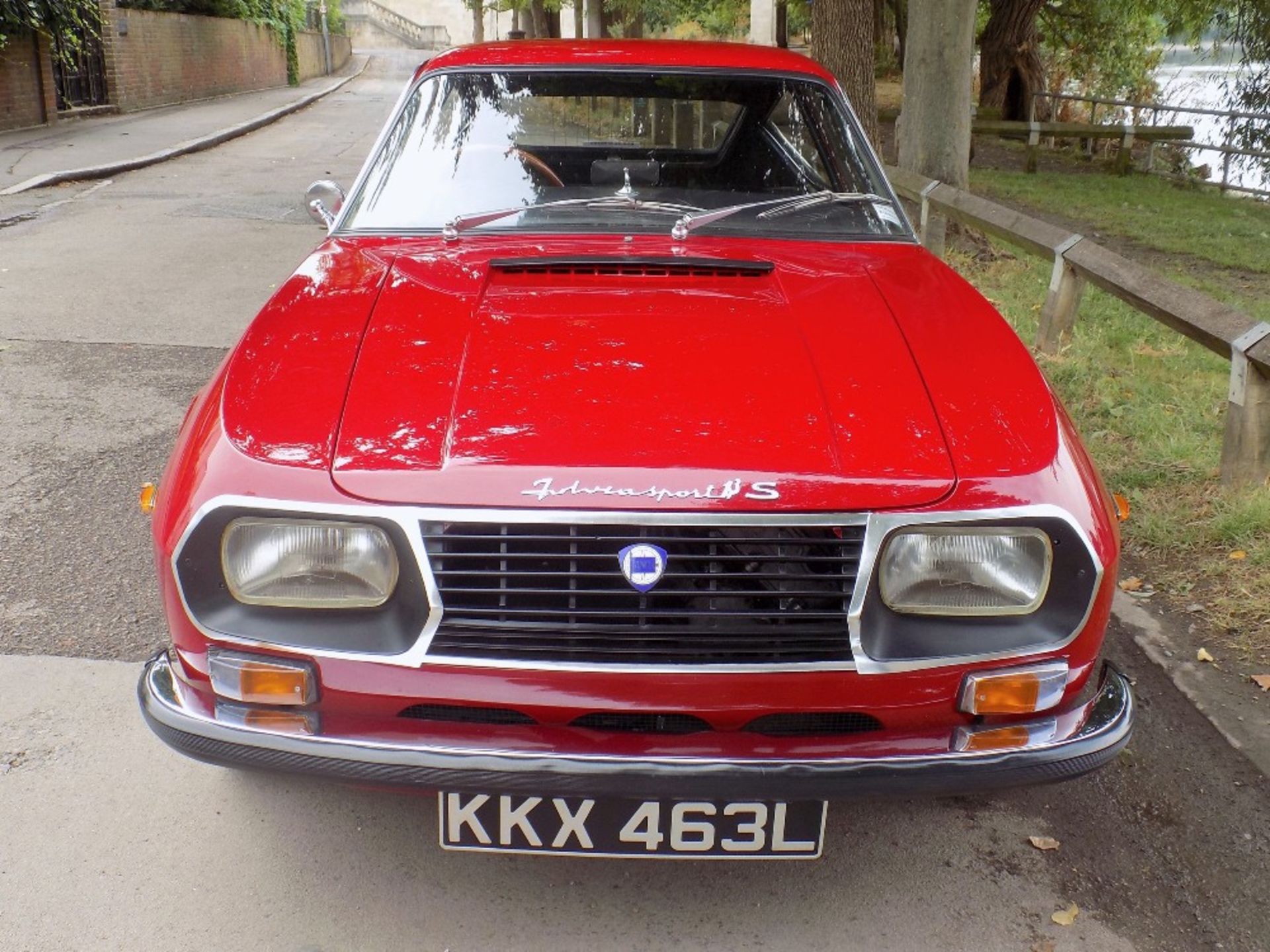 1972 LANCIA FULVIA SERIES II SPORT ZAGATO Registration Number: KKX 463L Chassis Number: 818.651.3066 - Image 9 of 28