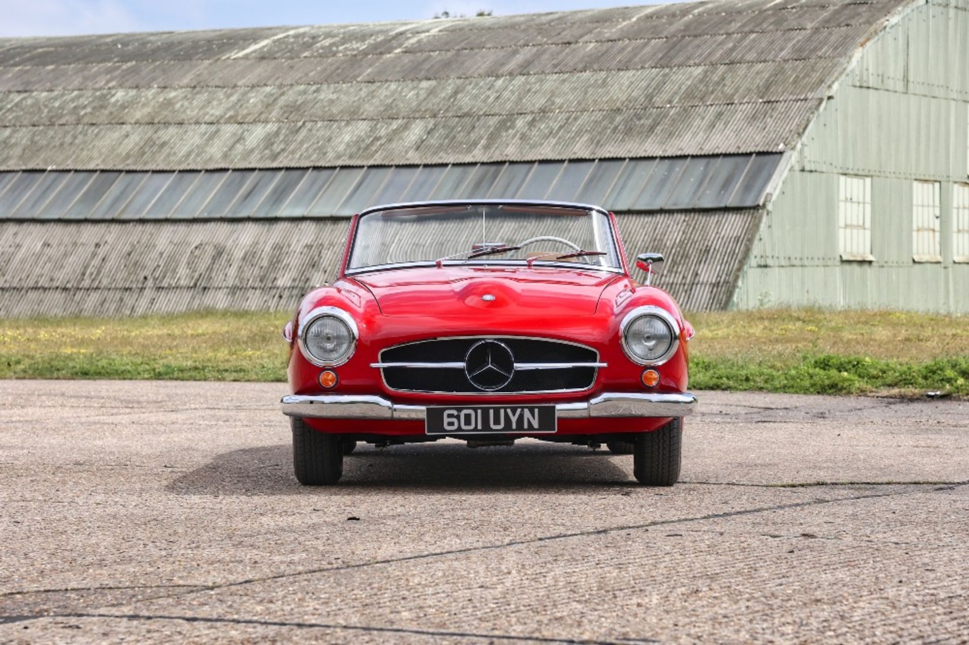 1958 MERCEDES-BENZ 190SL Registration Number: 601 UYN Chassis Number: 121.040.8500635 Recorded - Image 3 of 23