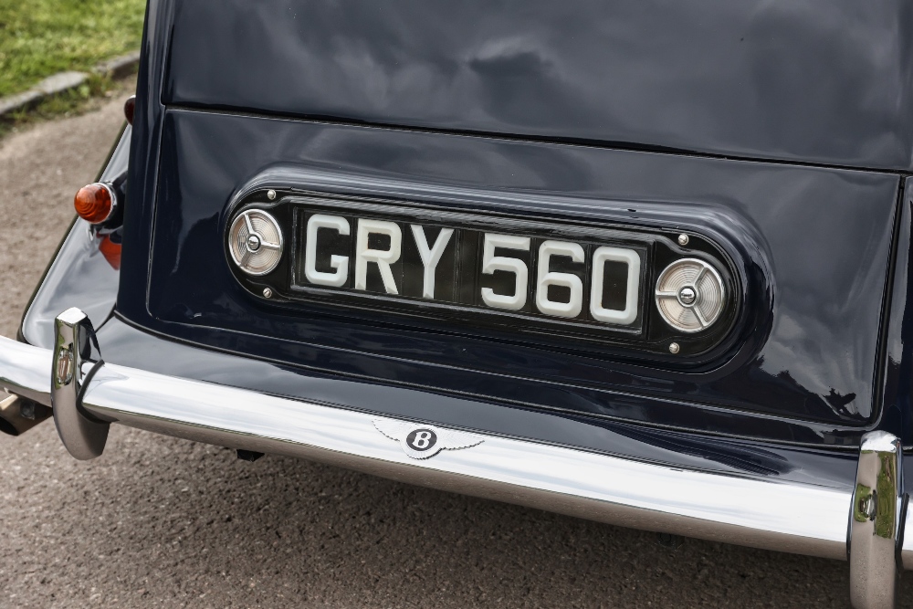 1950 BENTLEY MARK VI SIX LIGHT SALOON BY FREESTONE AND WEBB Registration Number: GRY 560 Chassis - Image 10 of 34