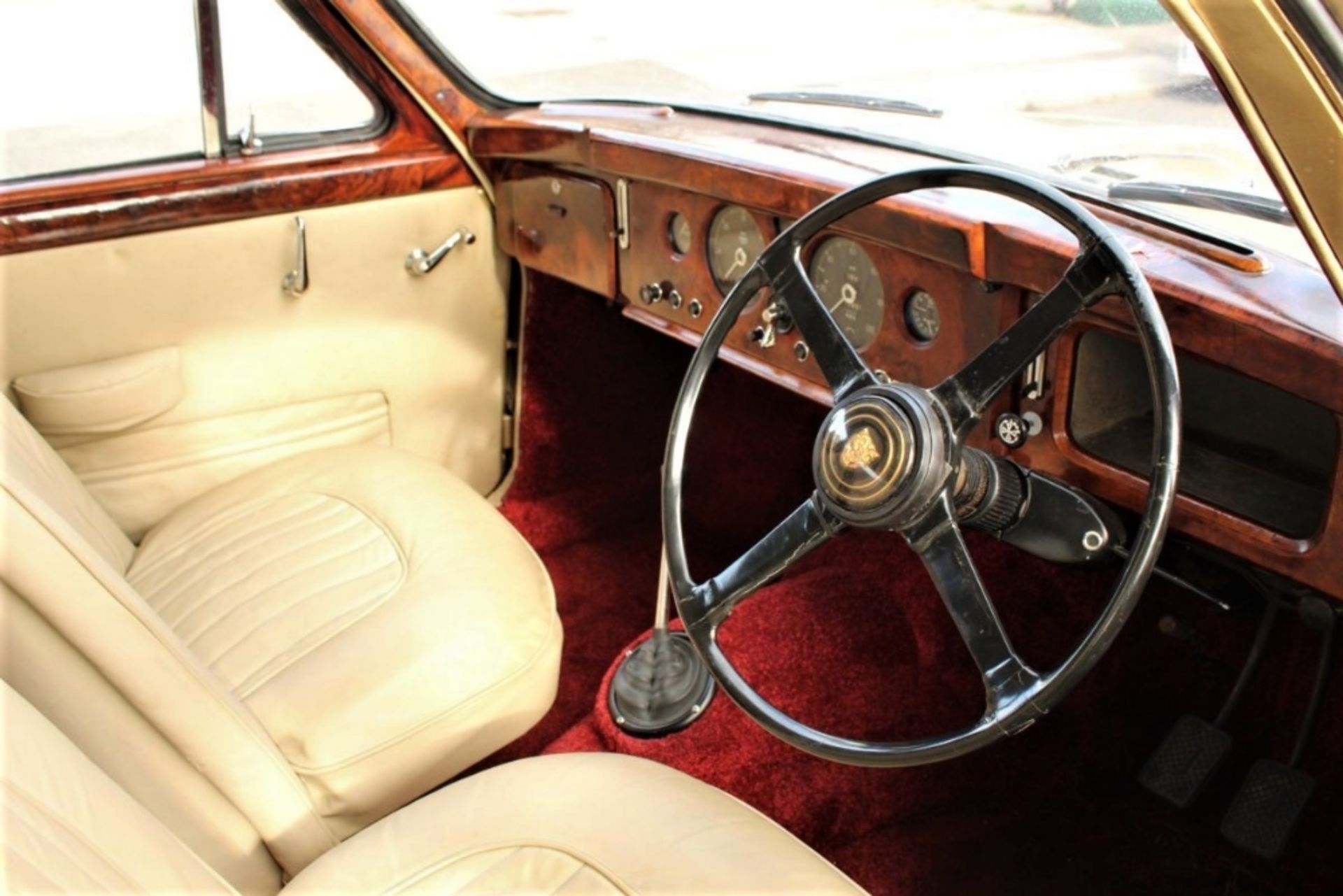 1958 JAGUAR ‘MARK 1’ 2.4 LITRE SALOON Registration Number: 612 UYT Chassis Number: S912121 - Bild 12 aus 13