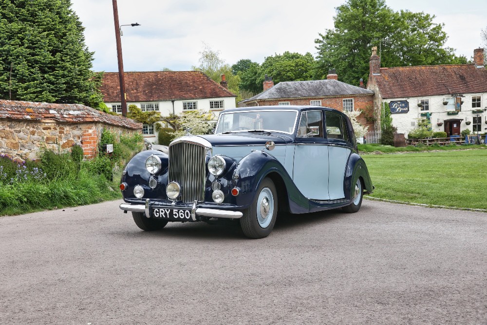 1950 BENTLEY MARK VI SIX LIGHT SALOON BY FREESTONE AND WEBB Registration Number: GRY 560 Chassis - Image 4 of 34