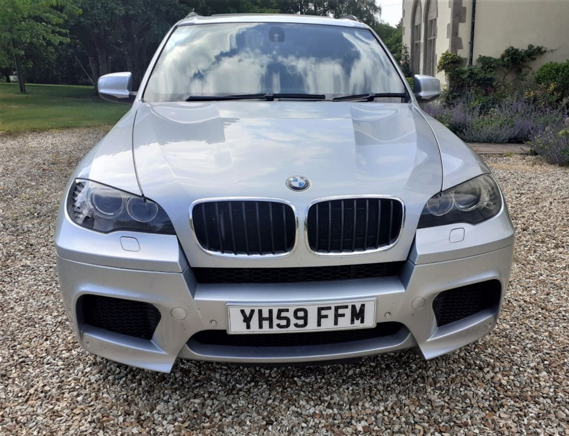 2009 BMW X5 M Registration Number:YH59 FFM Chassis Number: TBA Recorded Mileage: 125,000 miles - Two - Bild 3 aus 17