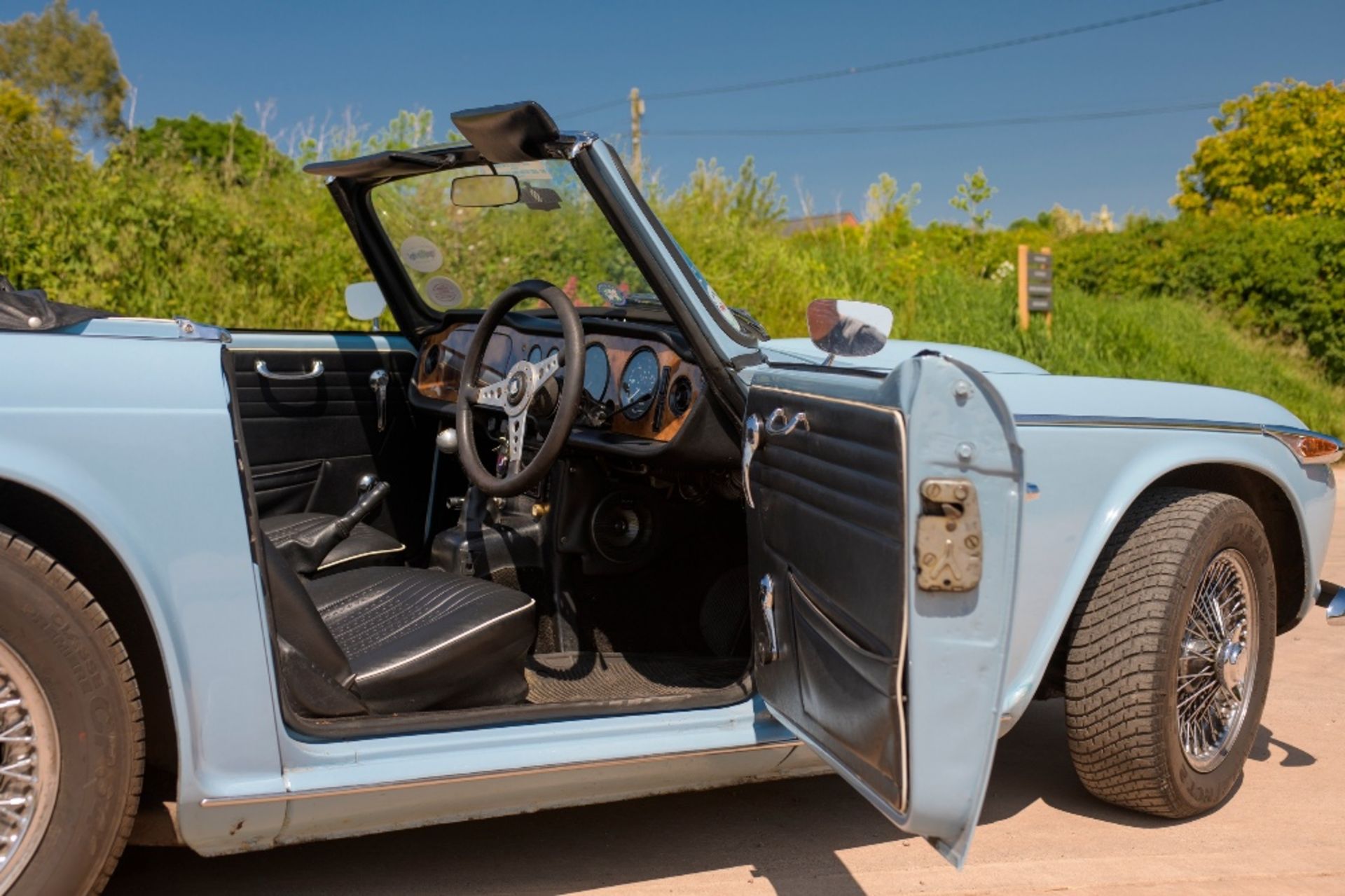 1968 TRIUMPH TR5 Registration Number: VGF 78F Chassis Number: CP/2266 Recorded Mileage: 22,580 miles - Bild 10 aus 21