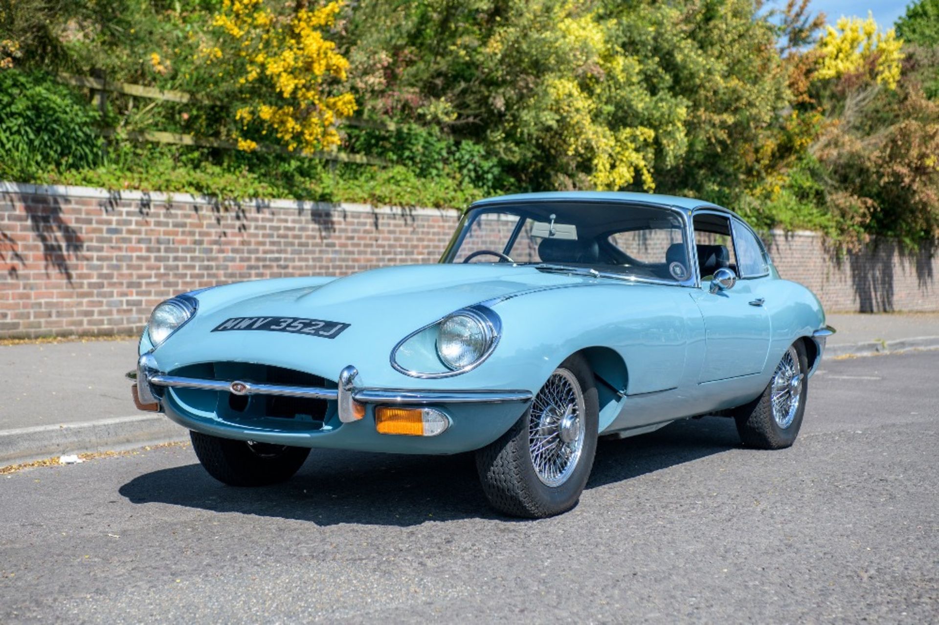 1970 JAGUAR E-TYPE SERIES II FIXED HEAD COUPE  Registration Number: MVW 352J Chassis Number: 1R20993 - Bild 3 aus 33