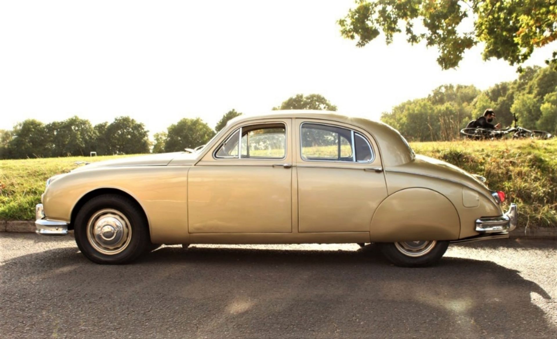 1958 JAGUAR ‘MARK 1’ 2.4 LITRE SALOON Registration Number: 612 UYT Chassis Number: S912121 - Bild 4 aus 13