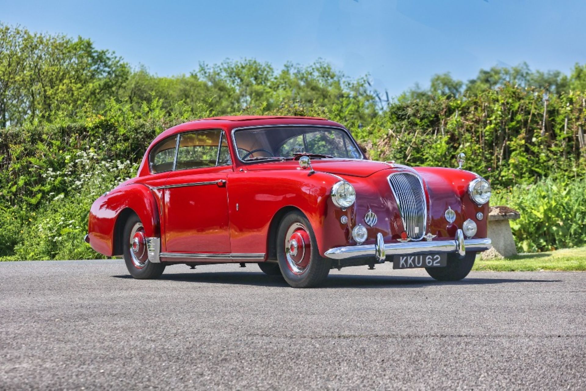 1953 LAGONDA 3-LITRE COUPE Registration Number: KKU 62 Chassis Number: LAG/50/539 Engine Number: - Image 3 of 37